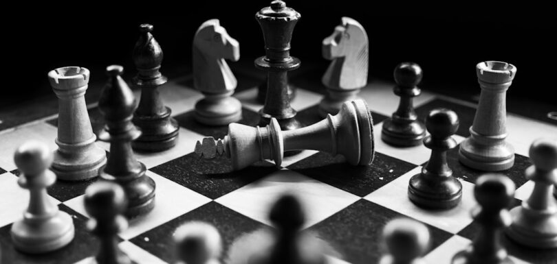 Expert versus genius thinking patterns in top performers
